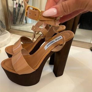 Steve Madden platform